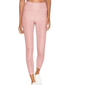 Victoria Secret Pink Incredible Essential 7/8 Leggings